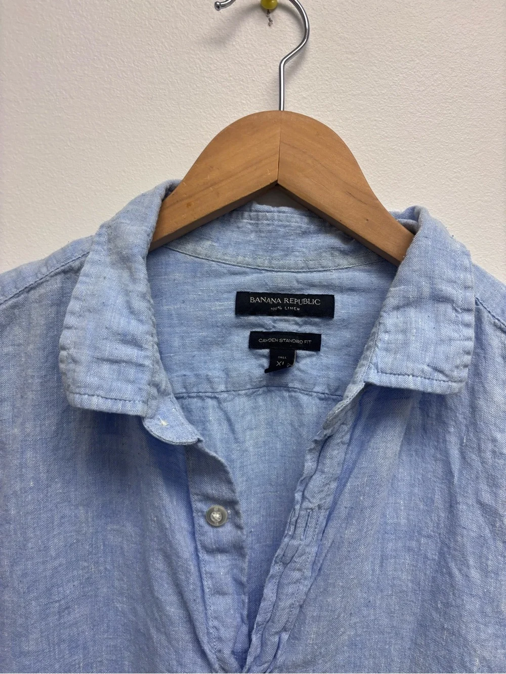 Banana Republic 100% Linen Camden Fit Shirt